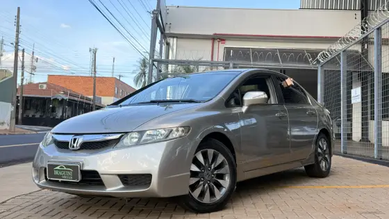 HONDA CIVIC 1.8 LXL 16V FLEX 4P MANUAL
