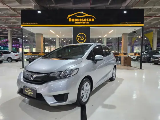 HONDA FIT 1.5 LX 16V FLEX 4P AUTOMÁTICO