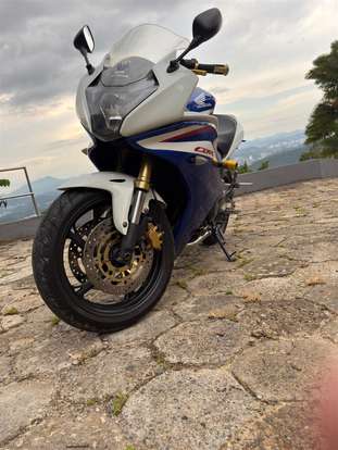HONDA-CBR 600F-2013