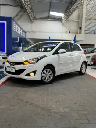 HYUNDAI HB20 1.6 COMFORT PLUS 16V FLEX 4P AUTOMÁTICO