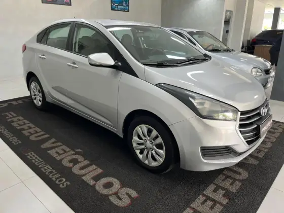 HYUNDAI HB20S 1.6 COMFORT PLUS 16V FLEX 4P AUTOMÁTICO