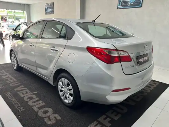 HYUNDAI-HB20S-2016
