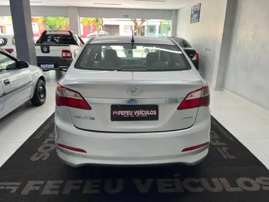HYUNDAI-HB20S-2016