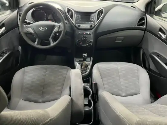 HYUNDAI-HB20S-2016