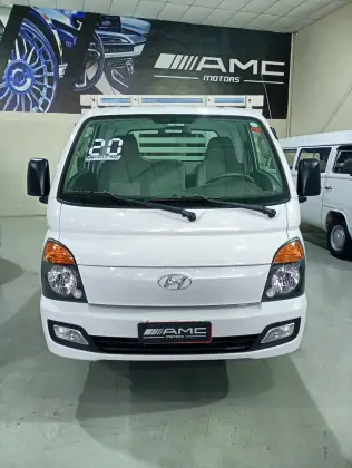 HYUNDAI HR 2.5 LONGO SEM CAÇAMBA 4X2 16V 130CV TURBO INTERCOOLER DIESEL 2P MANUAL