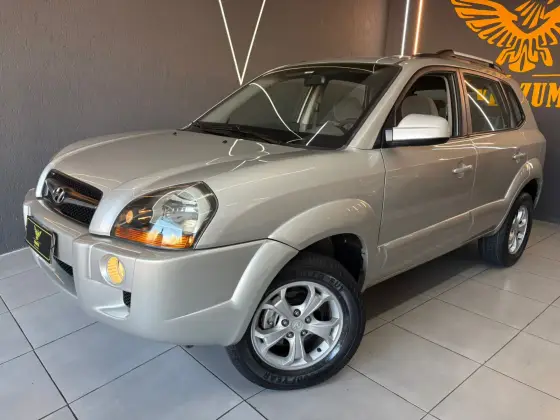 HYUNDAI TUCSON 2.0 MPFI GLS 16V 143CV 2WD GASOLINA 4P AUTOMÁTICO