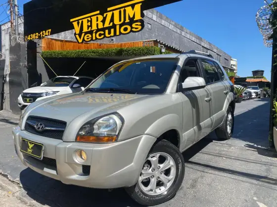 HYUNDAI TUCSON 2.0 MPFI GLS 16V 143CV 2WD GASOLINA 4P AUTOMÁTICO
