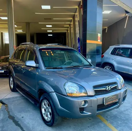 HYUNDAI TUCSON 2.4 GLS 4WD 16V GASOLINA 4P AUTOMÁTICO