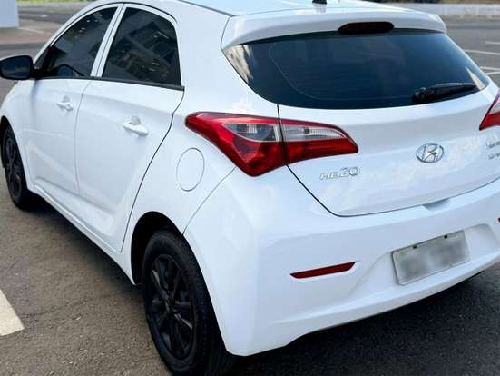 HYUNDAI-HB20-2013