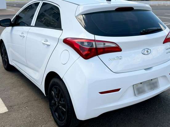 HYUNDAI-HB20-1.6 PREMIUM 16V FLEX 4P MANUAL HYUNDAI-HB20-2013
