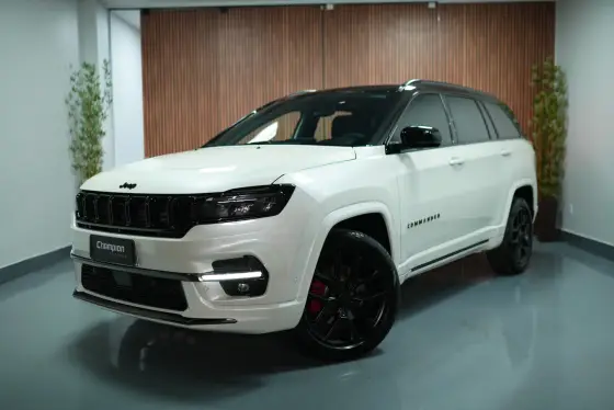 JEEP COMMANDER 2.0 HURRICANE 4 TURBO GASOLINA BLACKHAWK AT9
