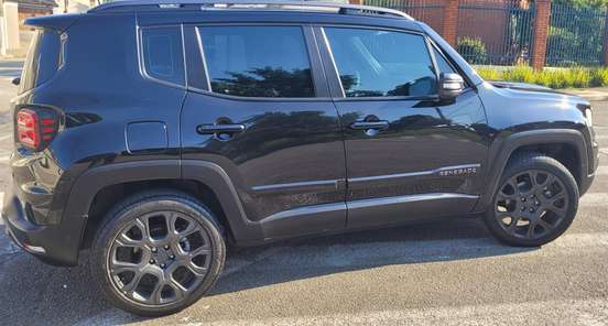 JEEP-RENEGADE-2022