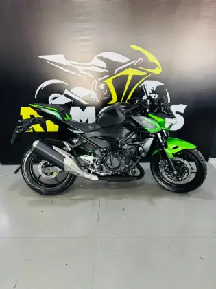 KAWASAKI Z400 