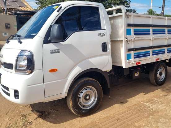 KIA-BONGO-2.5 TD DIESEL STD CS 4x4 MANUAL KIA-BONGO-2023
