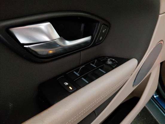 LAND ROVER-RANGE ROVER EVOQUE-2.0 16V SI4 GASOLINA SE DYNAMIC 4WD AUTOMÁTICO LAND ROVER-RANGE ROVER EVOQUE-2018