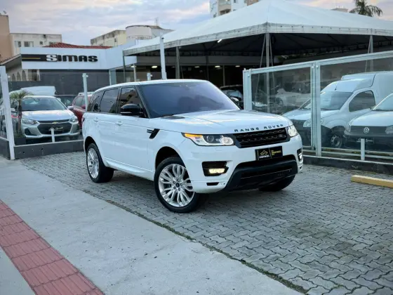 LAND ROVER RANGE ROVER SPORT 3.0 HSE DYNAMIC 4X4 V6 24V TURBO DIESEL 4P AUTOMÁTICO