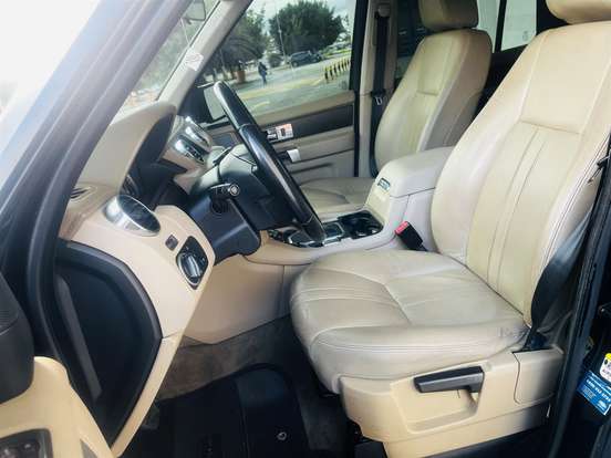 LAND ROVER-DISCOVERY 4-2010