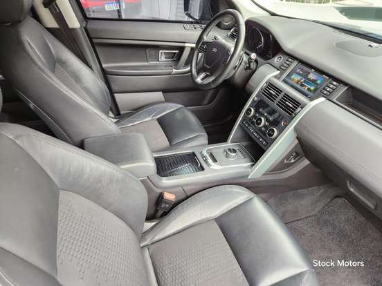 LAND ROVER-DISCOVERY SPORT-2017