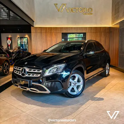 MERCEDES-BENZ GLA 200 1.6 CGI FLEX ADVANCE 7G-DCT
