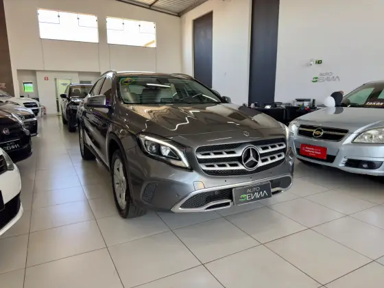 MERCEDES-BENZ GLA 200 1.6 CGI FLEX ADVANCE 7G-DCT