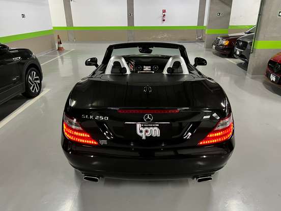 MERCEDES-BENZ-SLK 200-2011