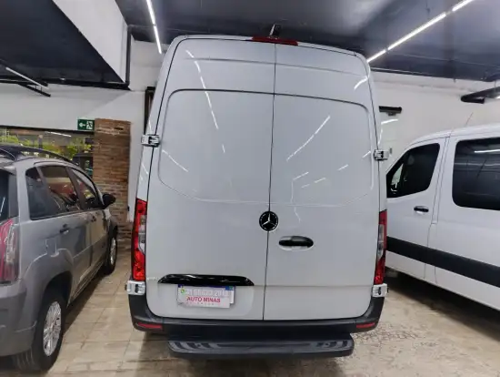 MERCEDES-BENZ-SPRINTER-2020