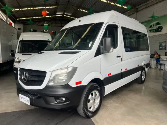 MERCEDES-BENZ SPRINTER 2.2 CDI DIESEL VAN 415 LONGO 16L MANUAL