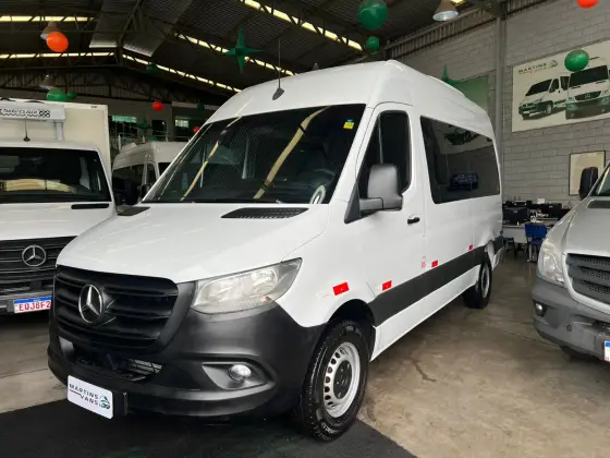 MERCEDES-BENZ SPRINTER 2.2 CDI DIESEL VAN 416 LONGO 16L MANUAL