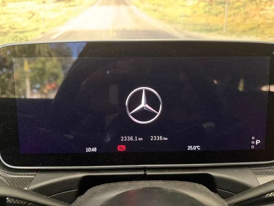 MERCEDES-BENZ-C 300-2025