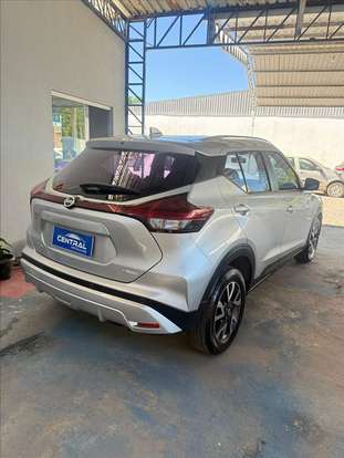 NISSAN-KICKS-2022
