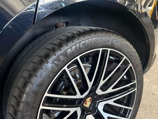 PORSCHE-MACAN-2.0 TURBO GASOLINA PDK PORSCHE-MACAN-2024