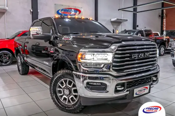 RAM 3500 6.7 I6 TURBO DIESEL LIMITED LONGHORN CD 4X4  AUTOMÁTICO