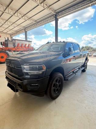 RAM 3500 2024 6.7 I6 TURBO DIESEL LARAMIE NIGHT EDITION CD 4X4 AUTOMÁTICO