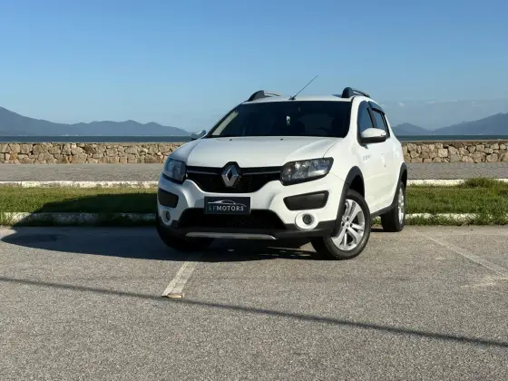 RENAULT SANDERO 1.6 STEPWAY 8V FLEX 4P AUTOMATIZADO
