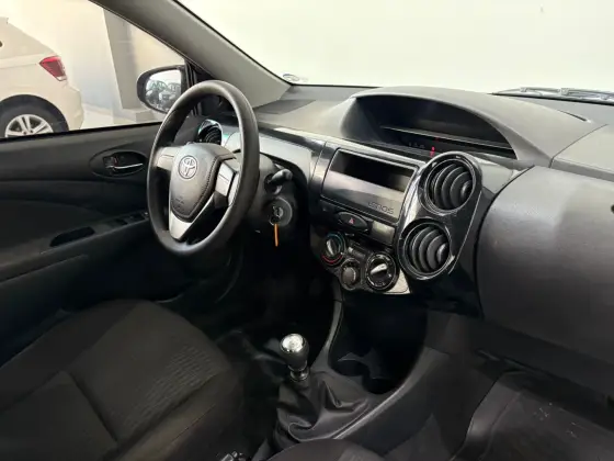 /en/city/cate-car-used-car/title-43860654865581056/-8