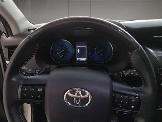 TOYOTA-HILUX SW4-2022