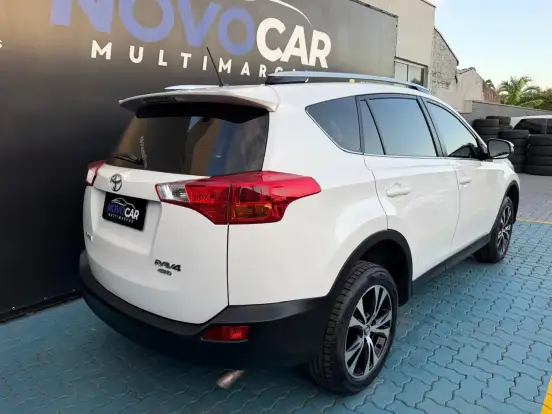 TOYOTA-RAV4-2014