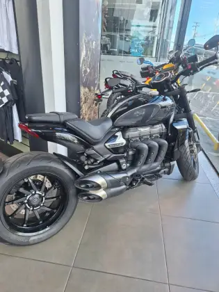 TRIUMPH ROCKET III R 