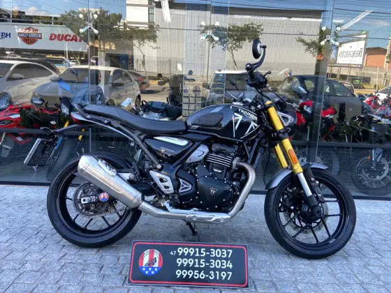 TRIUMPH SPEED 400 