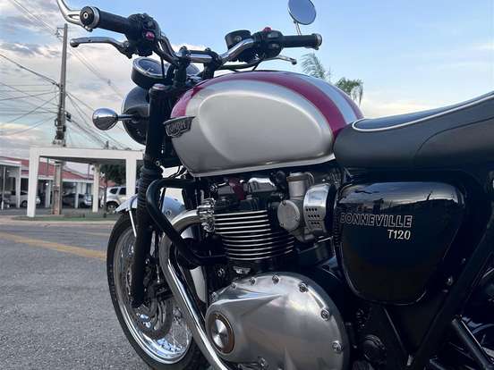 TRIUMPH-BONNEVILLE T120 1200 TRIUMPH-BONNEVILLE T120 1200-2016