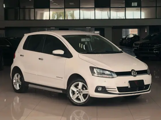 VOLKSWAGEN FOX 1.0 MI COMFORTLINE 8V FLEX 4P MANUAL