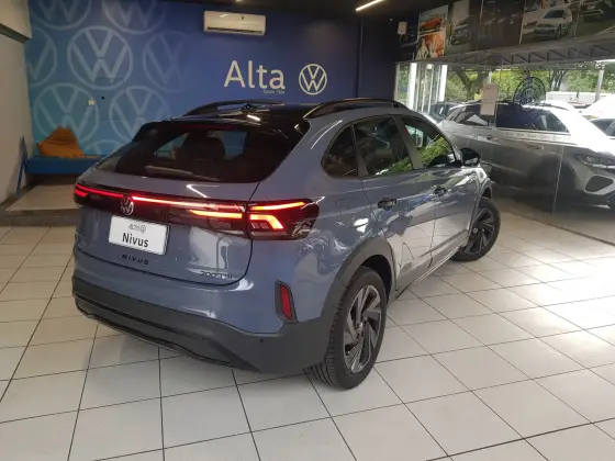 VOLKSWAGEN NIVUS 1.0 200 TSI TOTAL FLEX HIGHLINE AUTOMÁTICO VOLKSWAGEN NIVUS 1.0 200 TSI TOTAL FLEX HIGHLINE AUTOMÁTICO