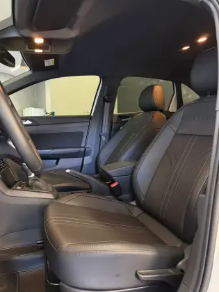 VOLKSWAGEN POLO 1.0 170 TSI MANUAL