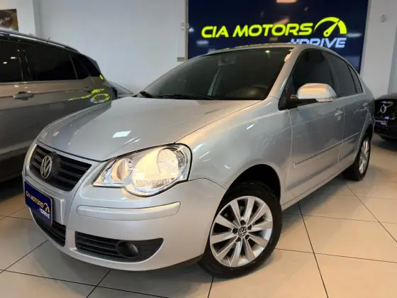 VOLKSWAGEN POLO SEDAN 1.6 MI 8V FLEX 4P AUTOMATIZADO