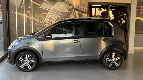 VOLKSWAGEN UP 1.0 170 TSI TOTAL FLEX XTREME 4P MANUAL