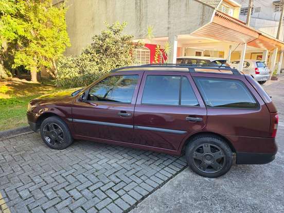 VOLKSWAGEN-PARATI-2005