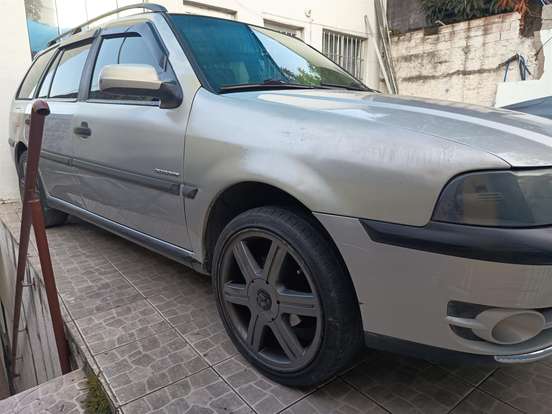 VOLKSWAGEN-PARATI-2004