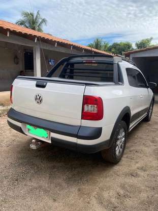 VOLKSWAGEN-SAVEIRO-2015
