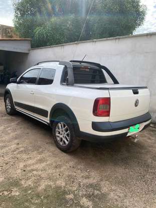 VOLKSWAGEN-SAVEIRO-2015