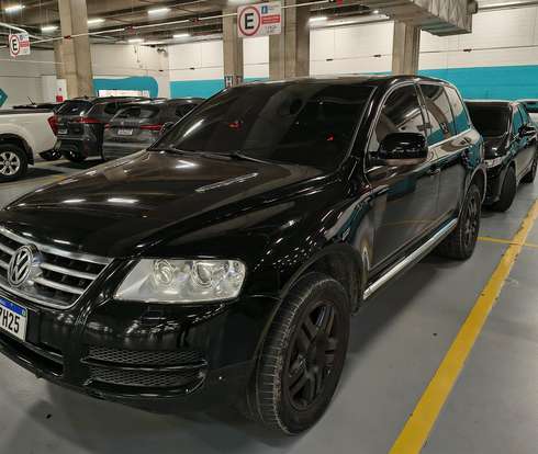 VOLKSWAGEN-TOUAREG-2004